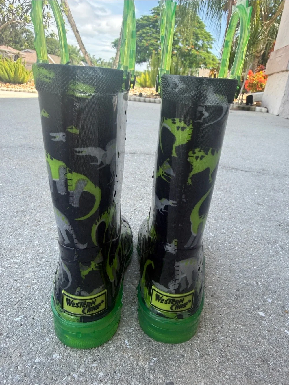 Kids' Light-Up Dinosaur Rain Boots size 9